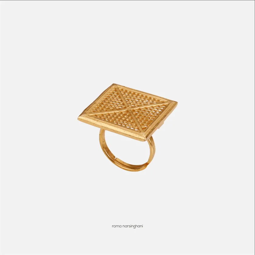 Roma Narsinghani Mesh ring Ring The piece is set in brass, with 18KT gold finesse. Each piece is unique and handcrafted by our artisans. RNLOVE19