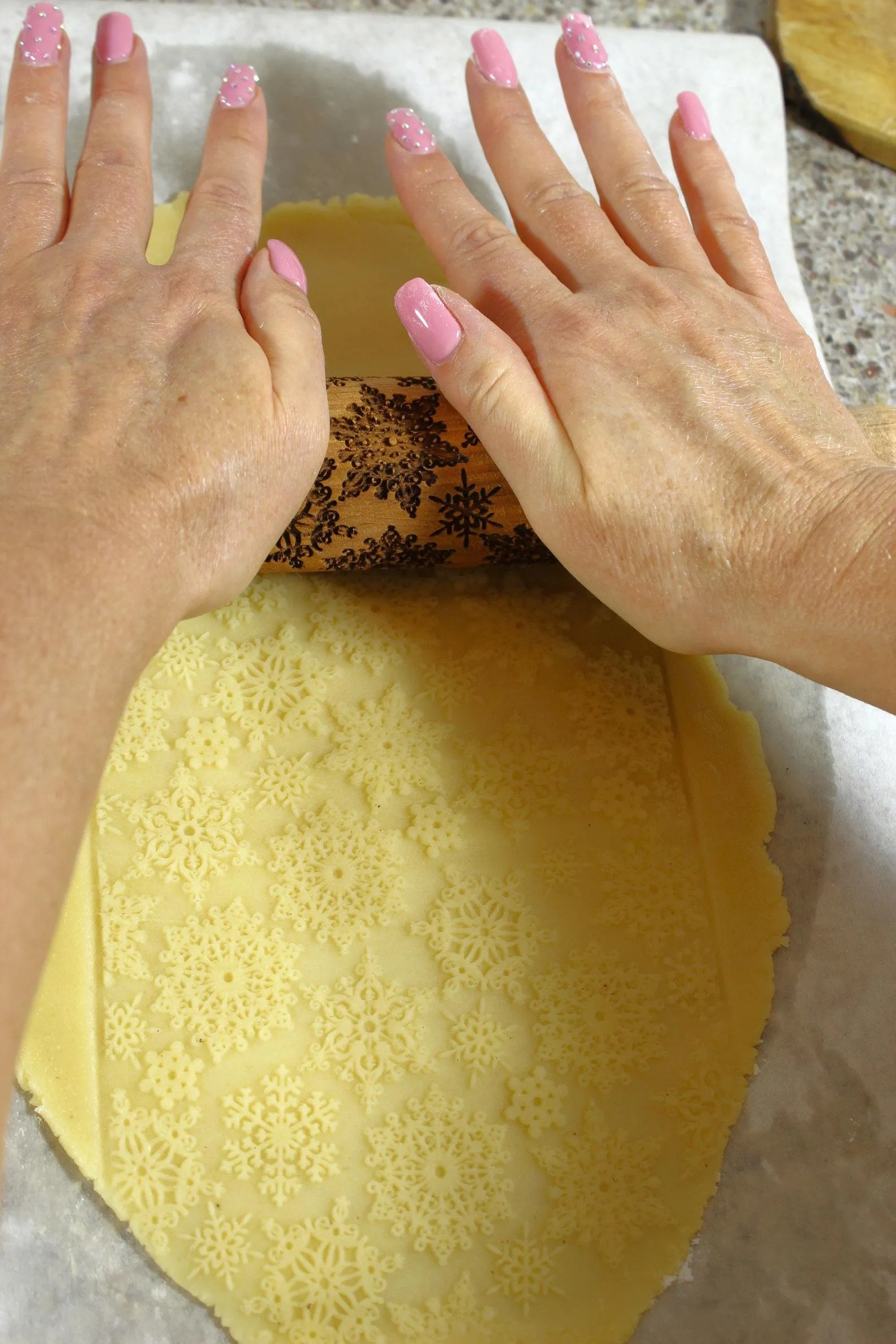 Roses Big Embossed Rolling Pin, Textured Cookies, Clay Stamp, Christmas Gift,  Ceramic Roller Pottery