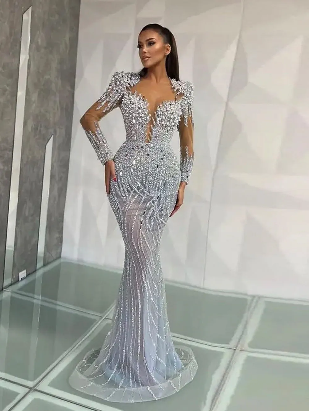 Round Neck Long Sleeve Exquisite Maxi Bodycon Dress HT950