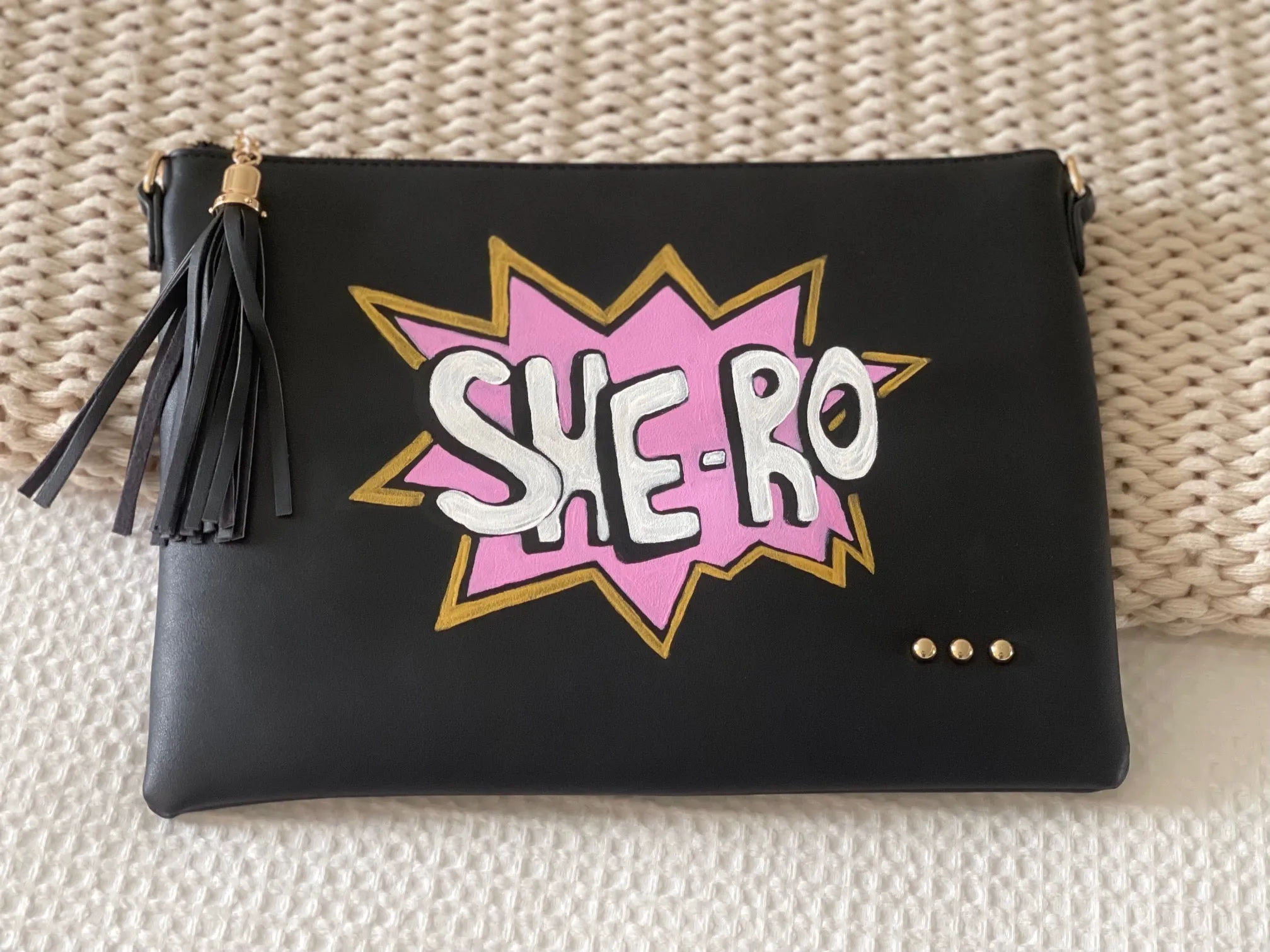 SHE-RO Clutch/Crossbody Bag