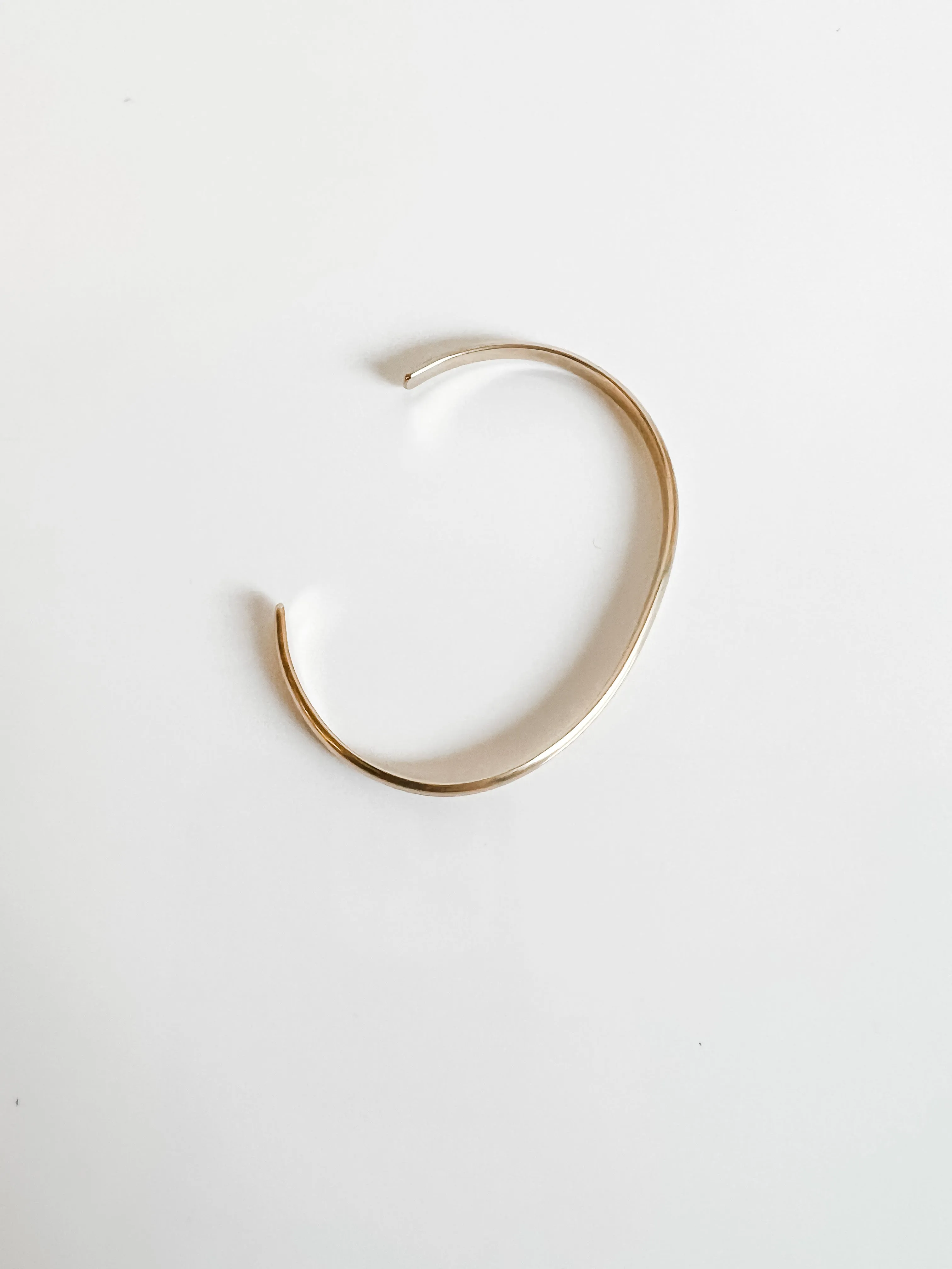 SMOOTH GOLD CUFF
