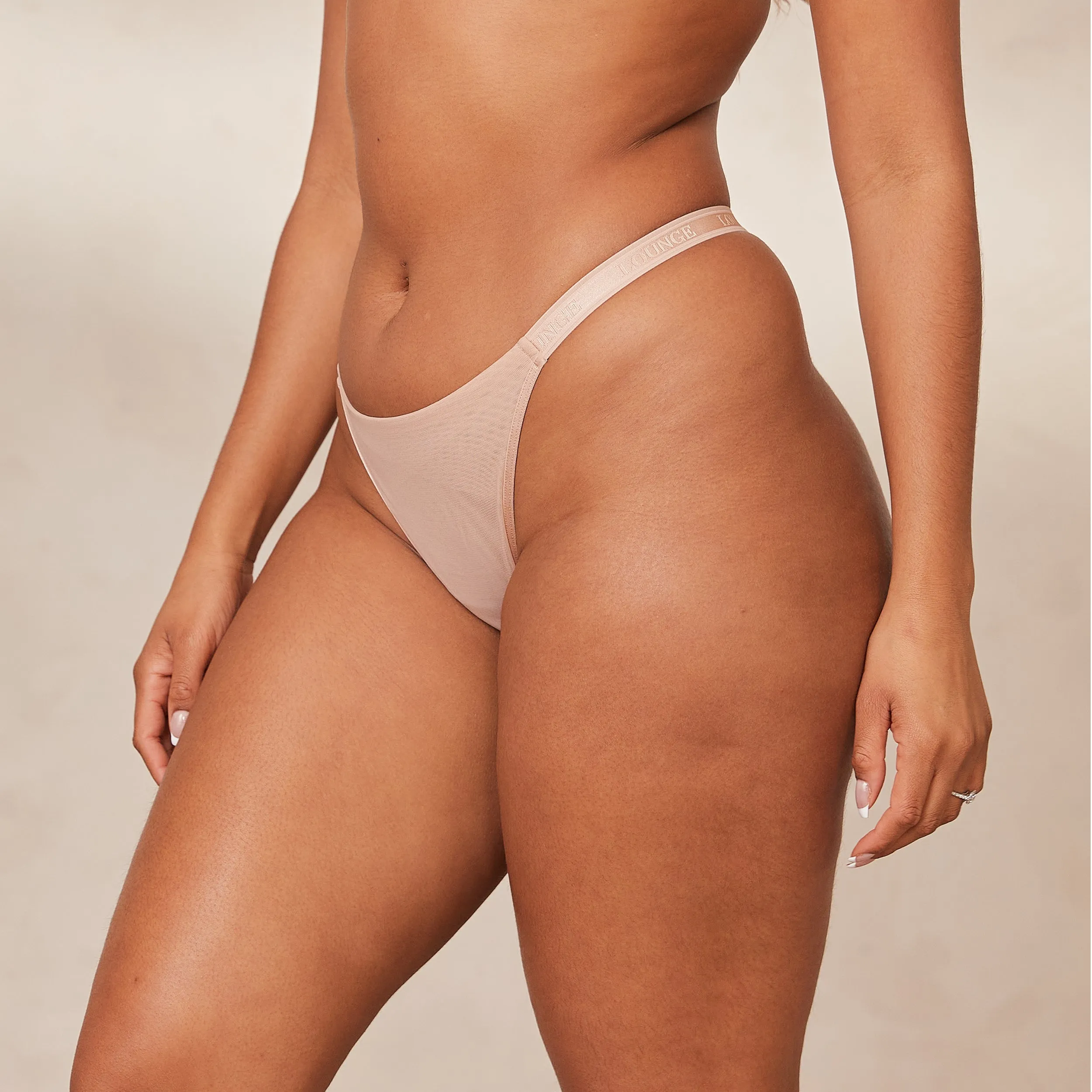 Smooth Mesh String - Taupe