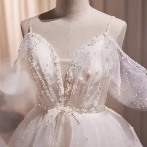 Spaghetti Straps V-Neck Tulle Homecoming Dress with Exquisite Beads