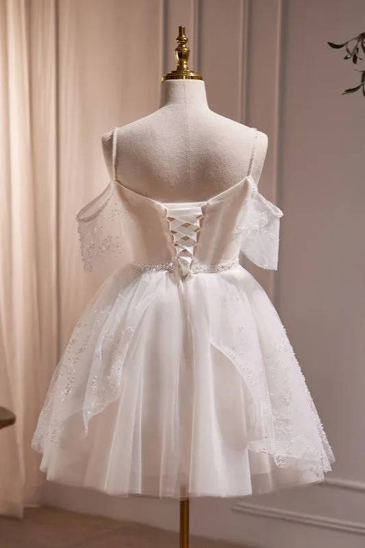 Spaghetti Straps V-Neck Tulle Homecoming Dress with Exquisite Beads