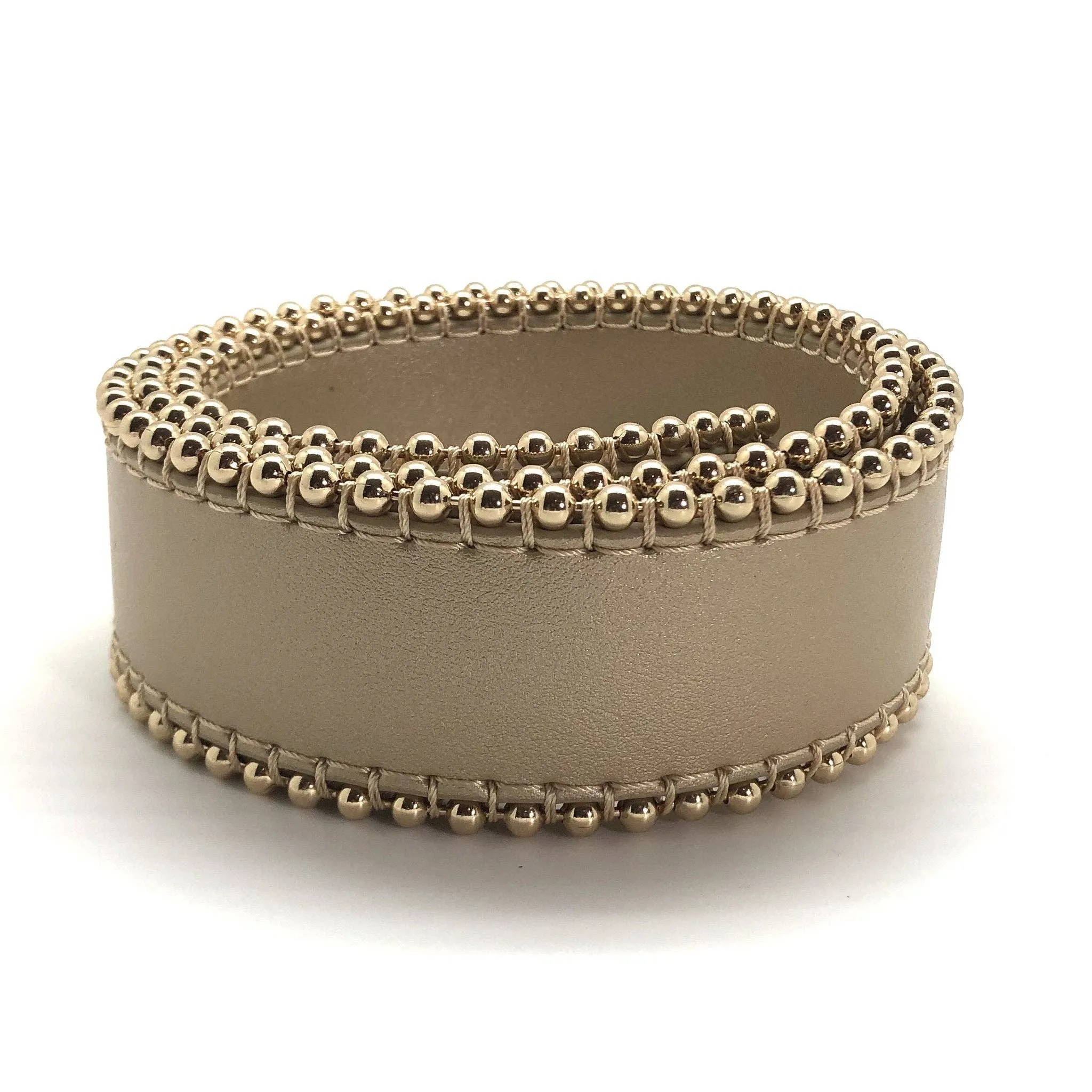 Stella in Gold: Black