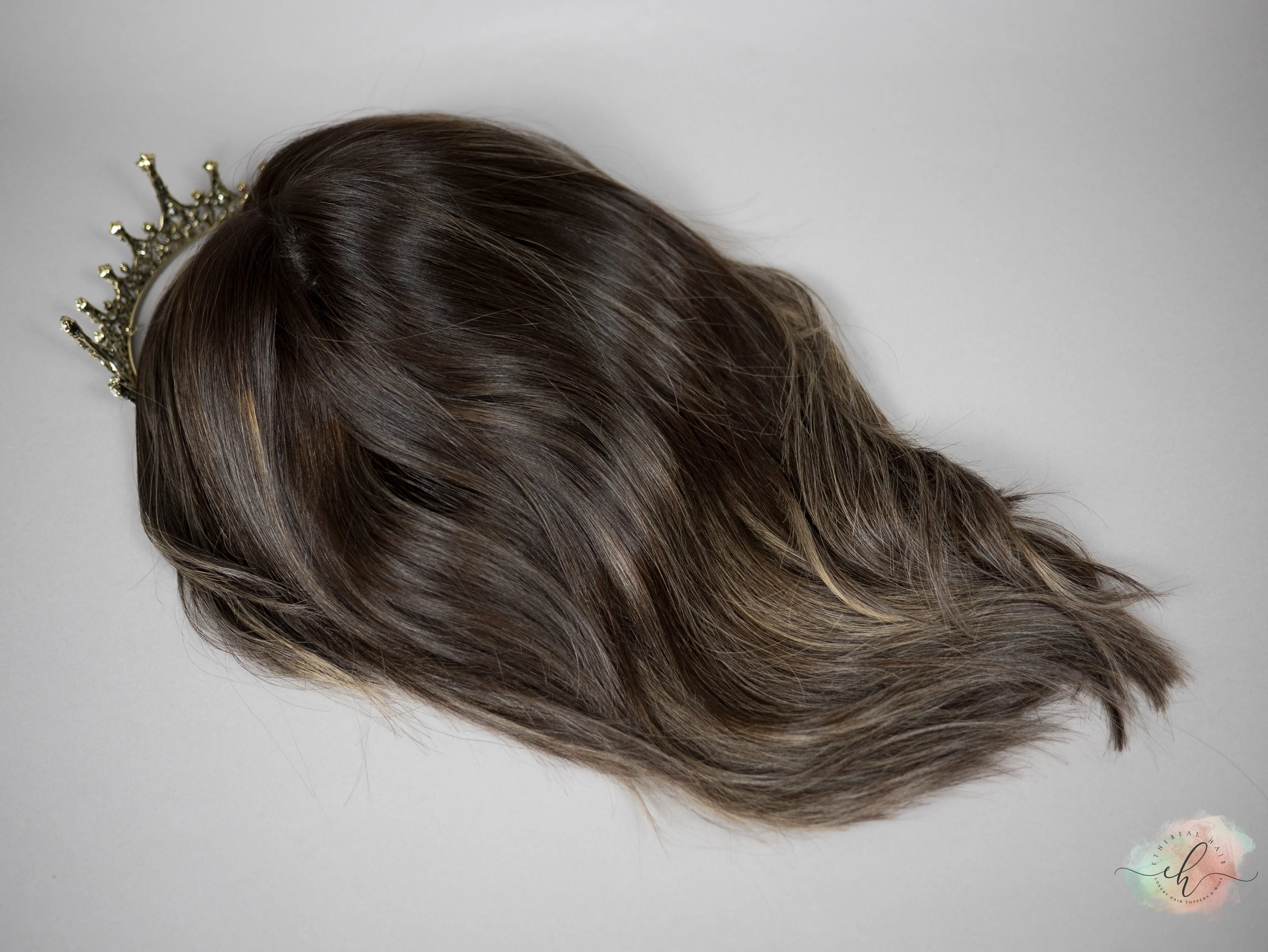 “STRAIGHT TO IT" Exquisite Wig: Silk Top, Sz. M, 18"
