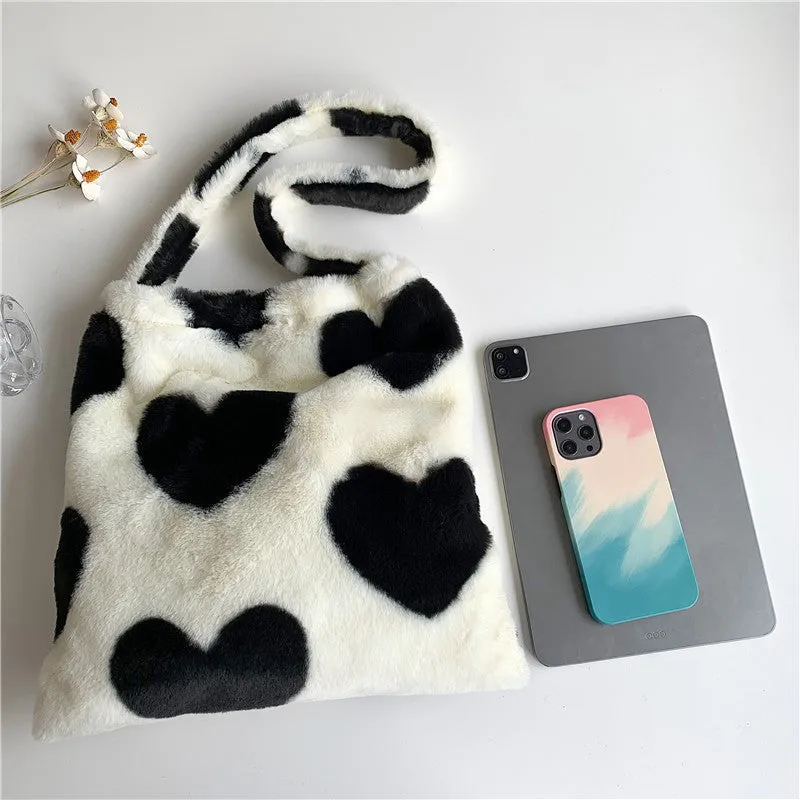 Sue – Plush Heart Pattern Shoulder Bag with Soft Finish