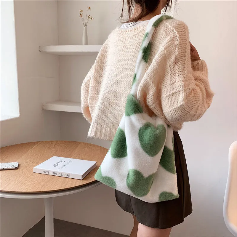 Sue – Plush Heart Pattern Shoulder Bag with Soft Finish