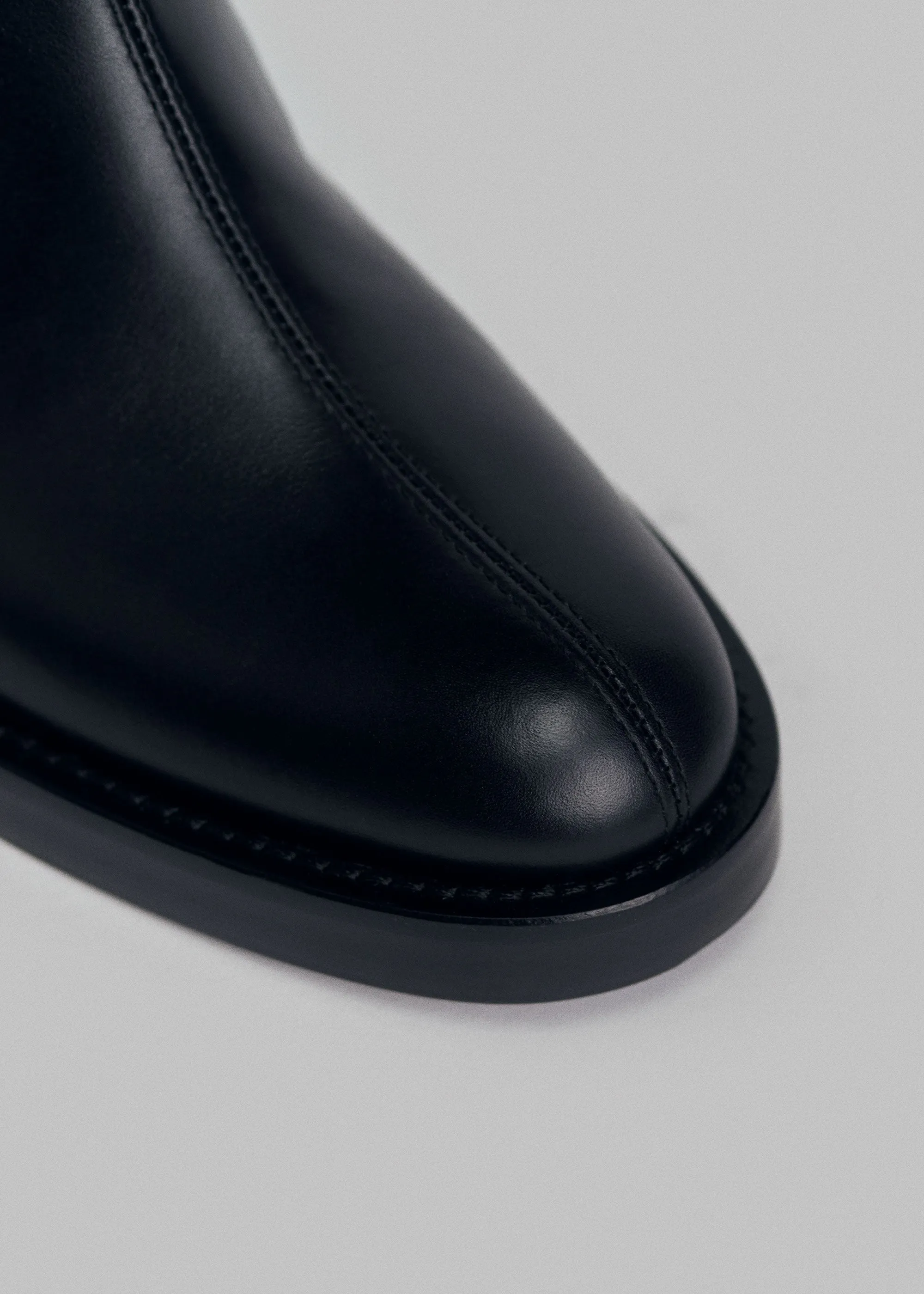 Tall Ankle Boot In Smooth Leather - Black