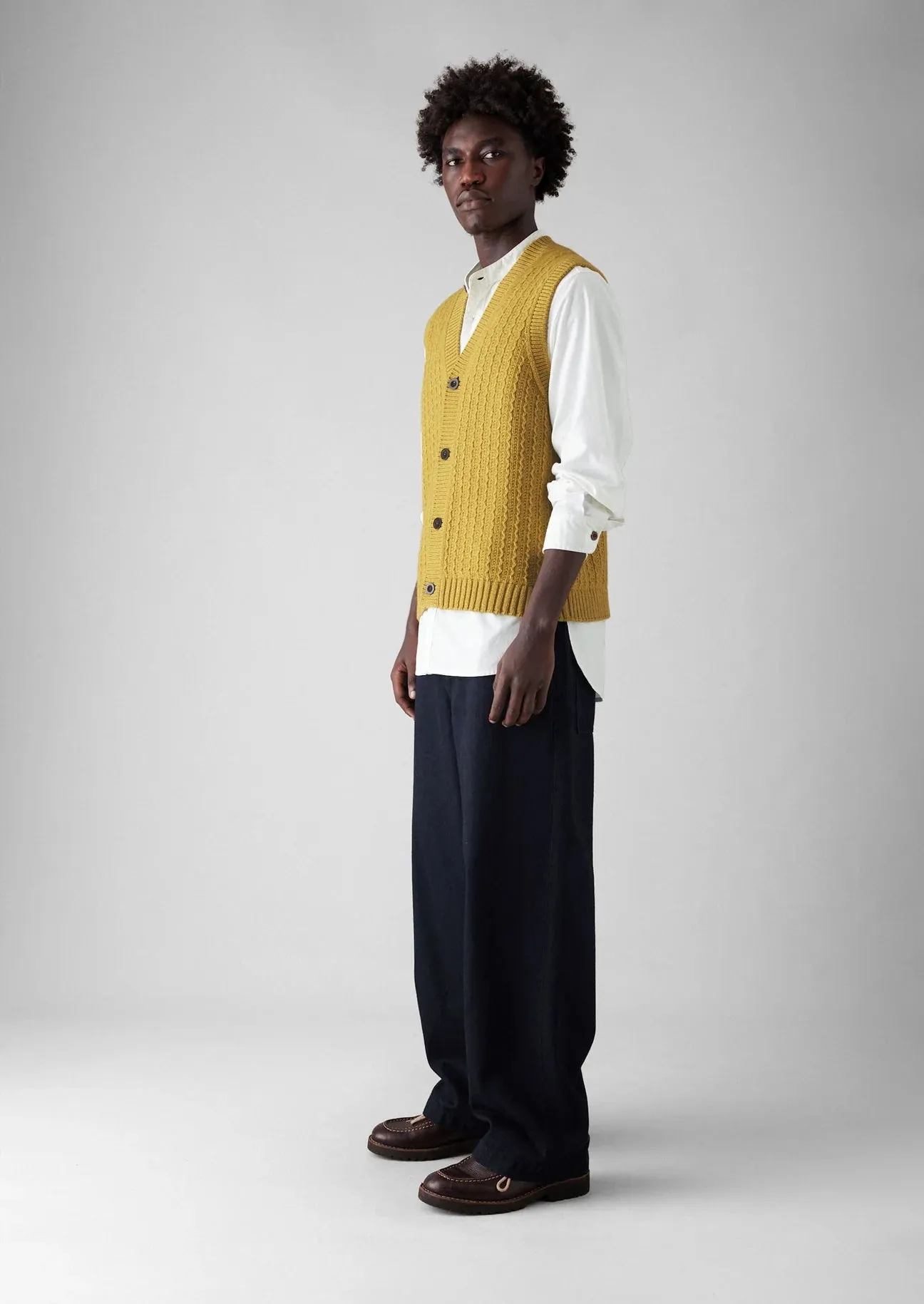 TEXTURED VEST