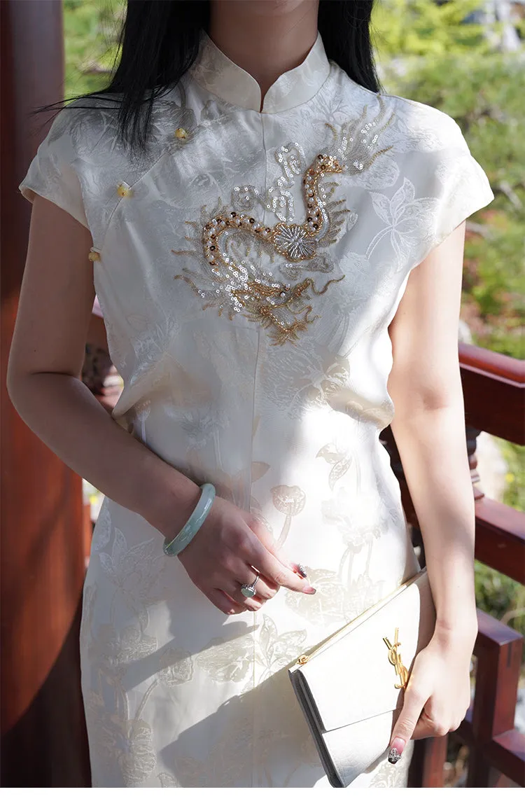 Vanessa Exquisite Embroidery Qipao Cheongsam
