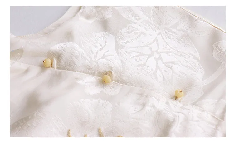 Vanessa Exquisite Embroidery Qipao Cheongsam