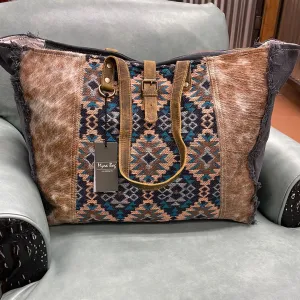 Vanessia Weekender Bag