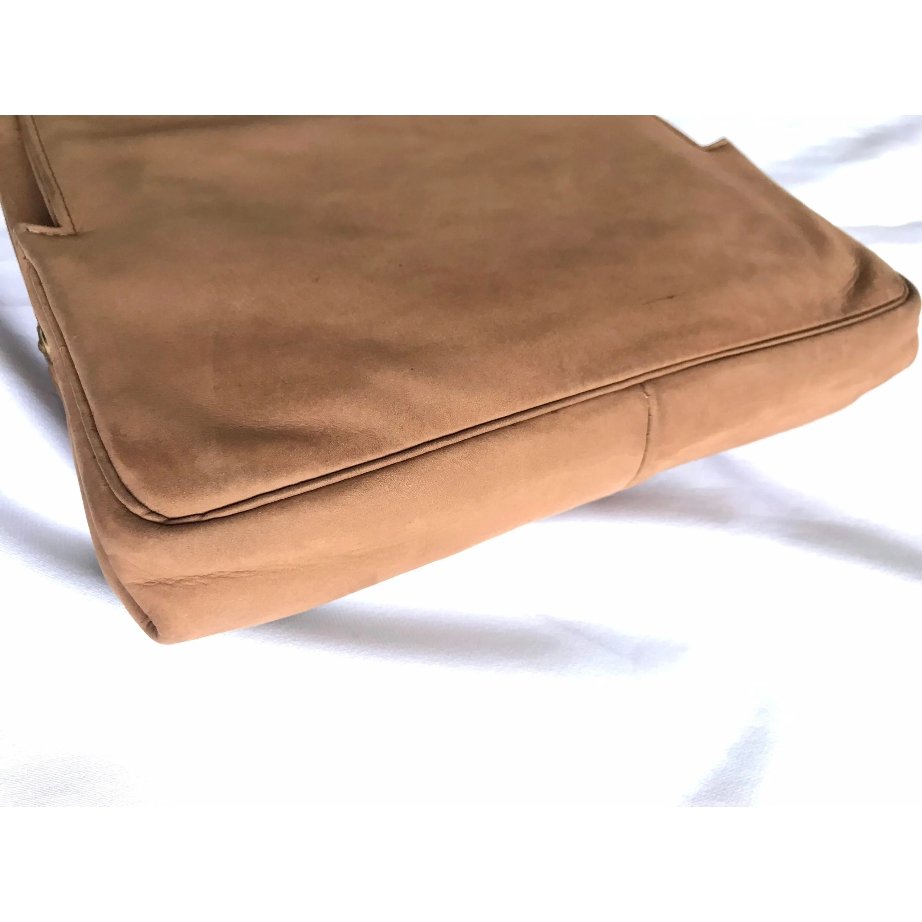 Vintage LANVIN brown suede leather handbag with kiss lock closure. Rare masterpiece from old era. 0404251