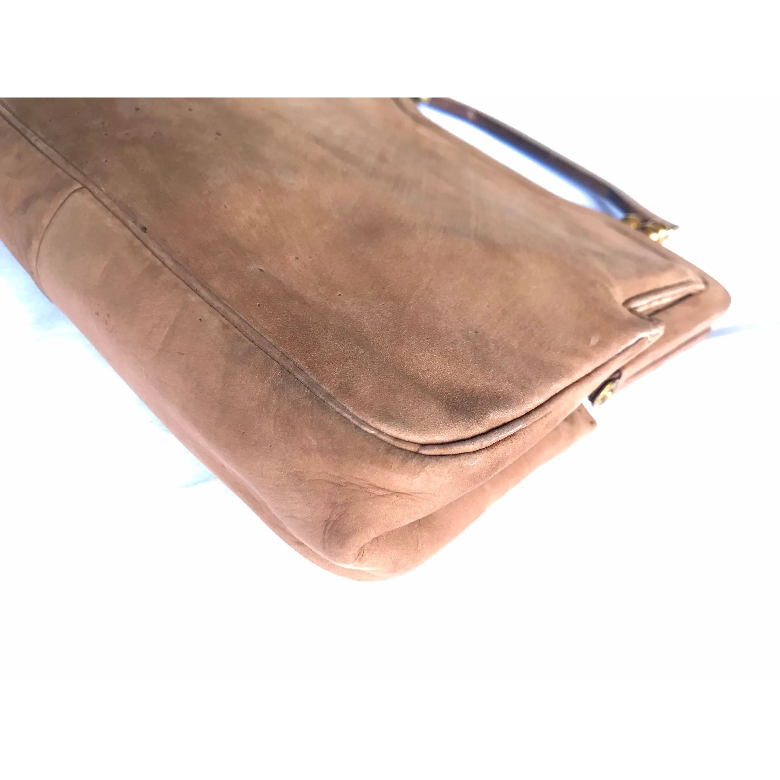 Vintage LANVIN brown suede leather handbag with kiss lock closure. Rare masterpiece from old era. 0404251