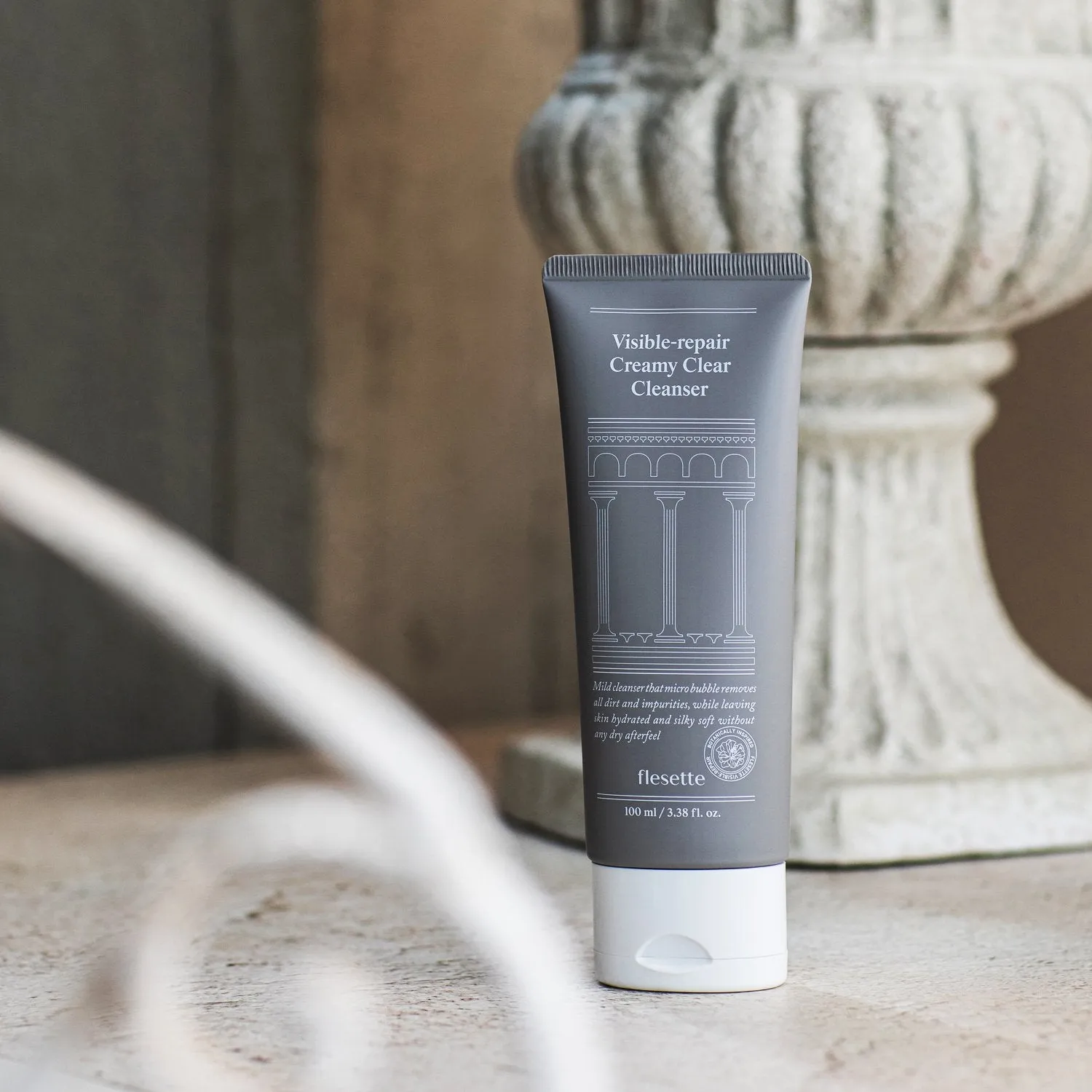 Visible Repair Creamy Clear Cleanser