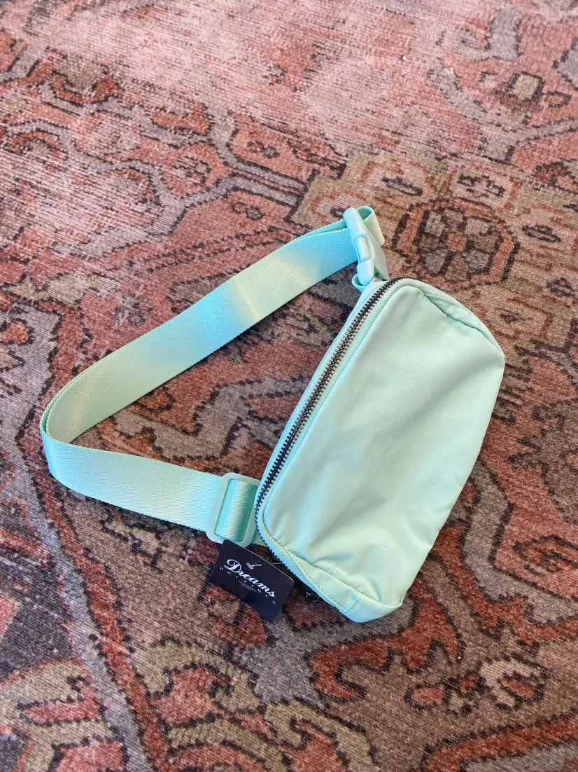 Waterproof workout fanny pack