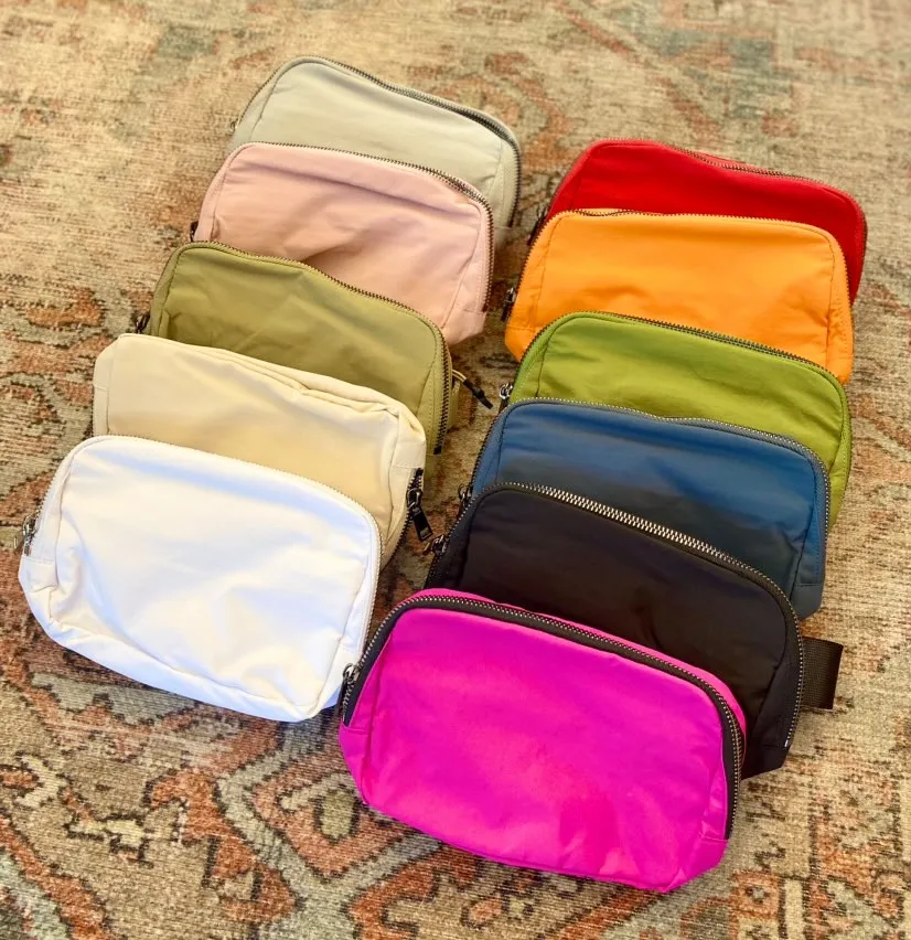 Waterproof workout fanny pack