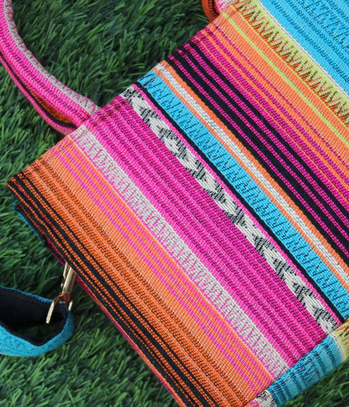 WEAVED COLORFUL SMALL TOTE BAG
